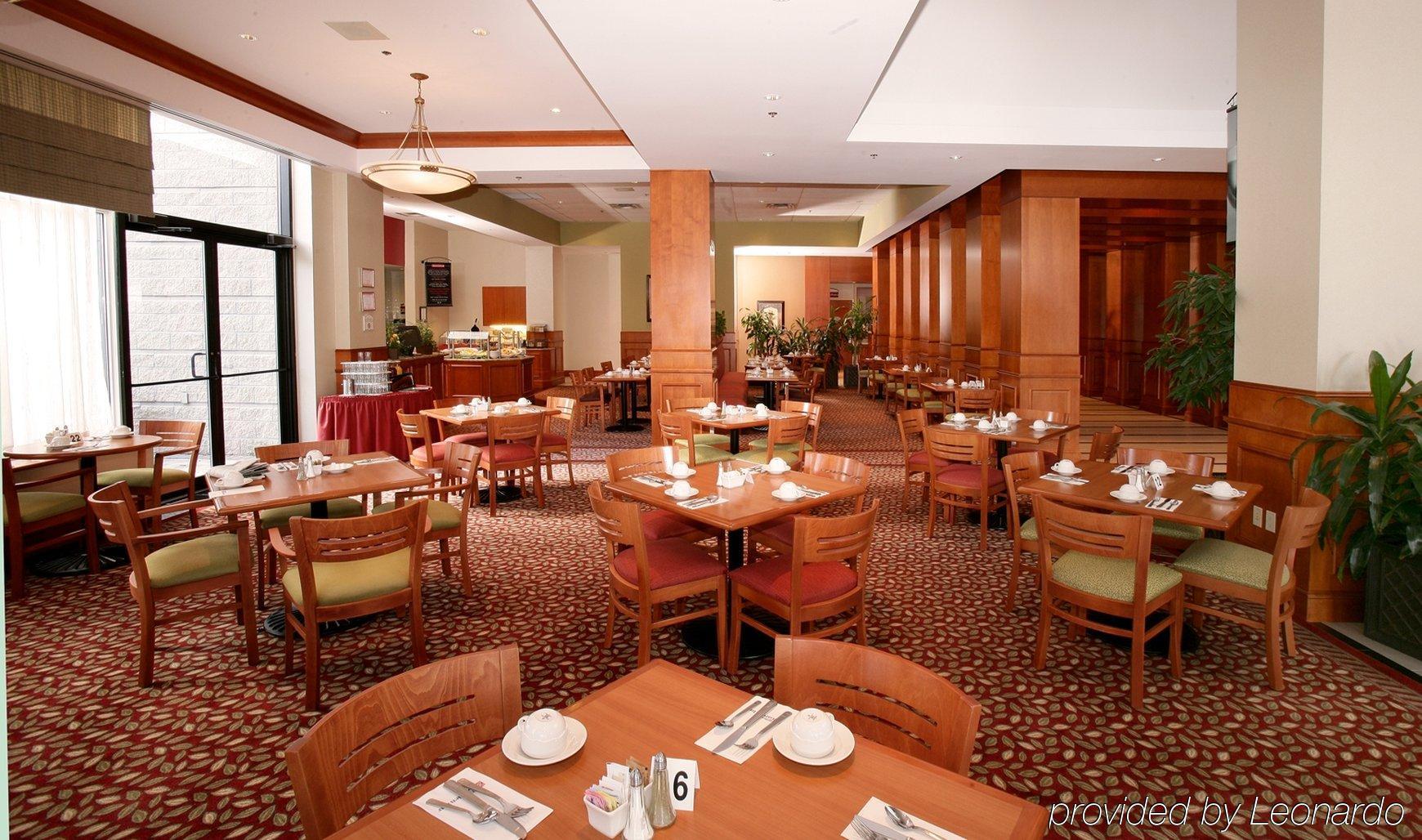 Hilton Garden Toronto/markham 3*